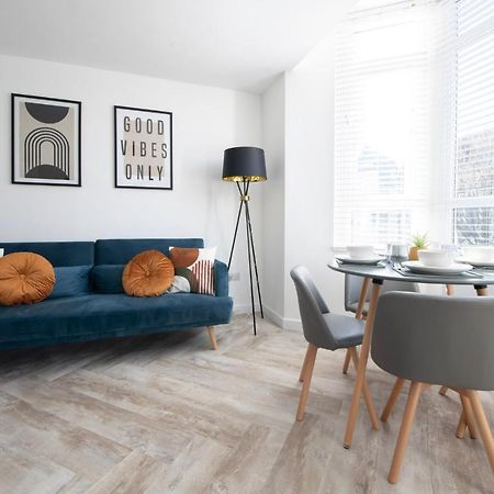 דירות קארדיף Connaught House - City Centre - Free Parking & Wi-Fi מראה חיצוני תמונה